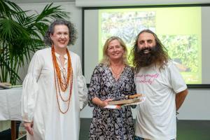 01_Garden_Comp_24-122-min