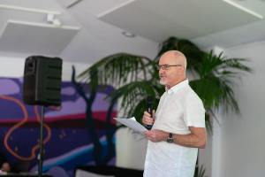 01_Garden_Comp_24-70-min