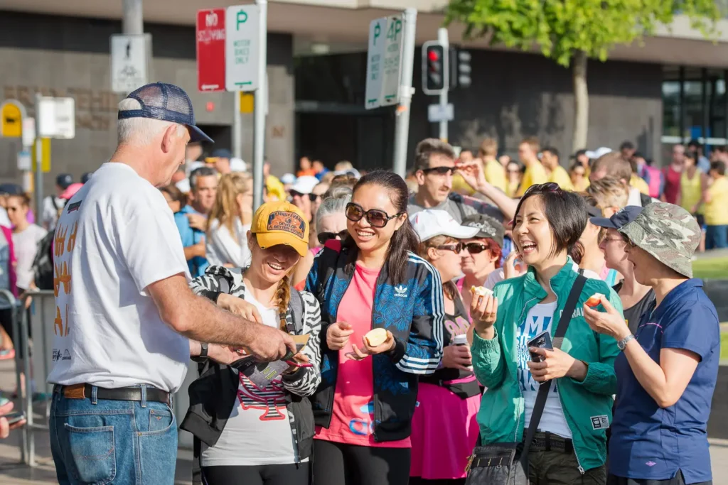 Community participants at a Cancer Council supported Seven Bridges Walk event